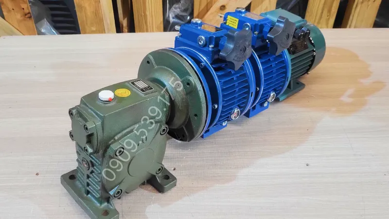 Thiết kế tổng quan motor giảm tốc 3 cấp (2 UDL 2.2kW và 1 WPDS 120)