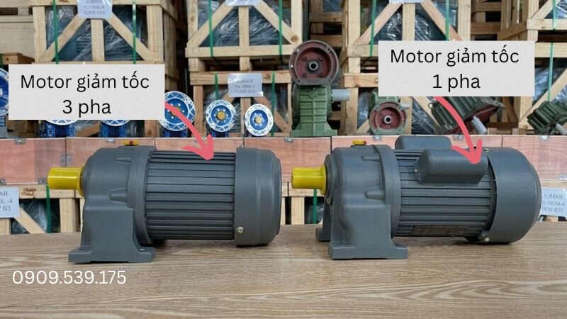 So sánh khả năng vận hành motor giảm tốc 1 pha và 3 pha