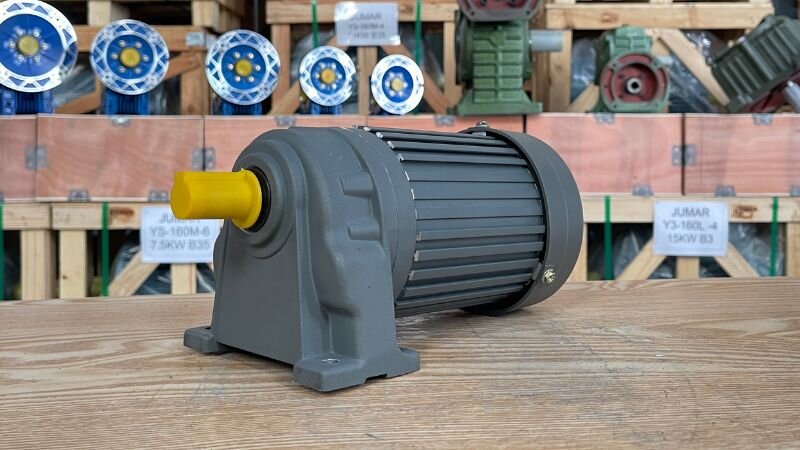 So sánh sự khác nhau giữa 2 dòng motor giảm tốc